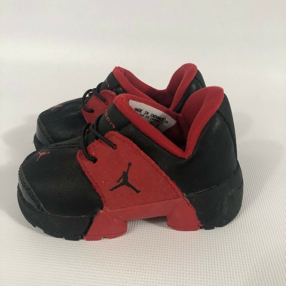 baby sneakers size 3c